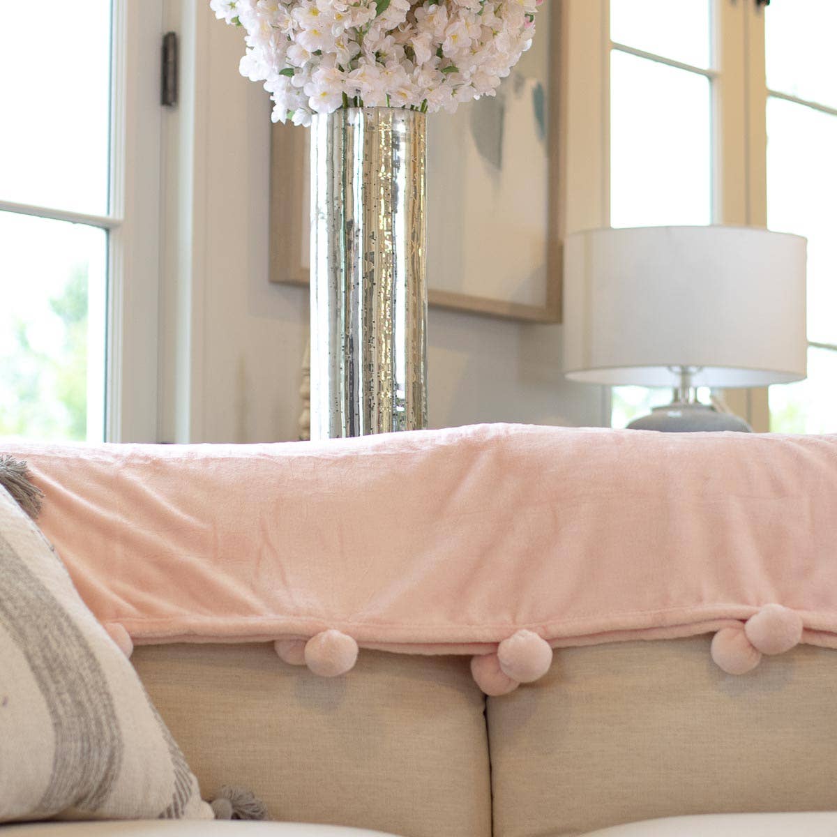 Cozy Pom Pom Throw | Pink