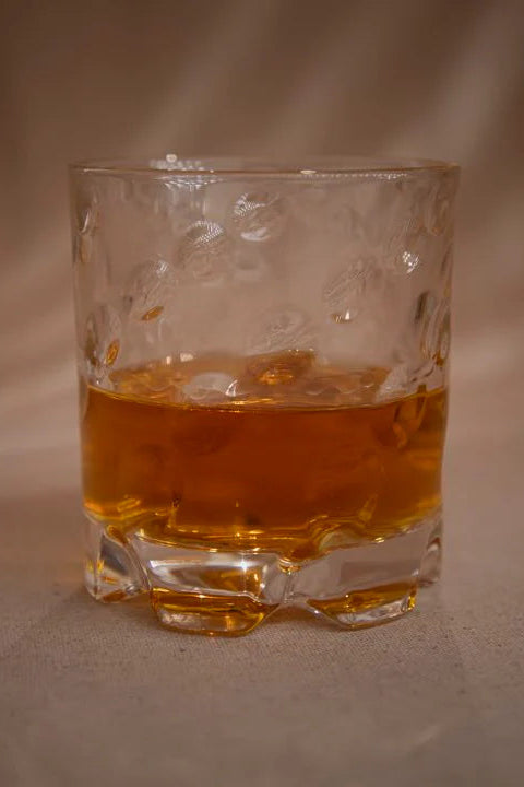 Figet Spinner Whiskey Bourban Glass Drops Design