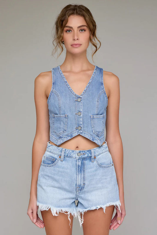 Hidden Denim Supersoft Cropped Fitted Vest Light Wash